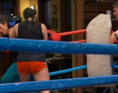 Papel Principal: Gabriela combate e é atacada dentro do ringue